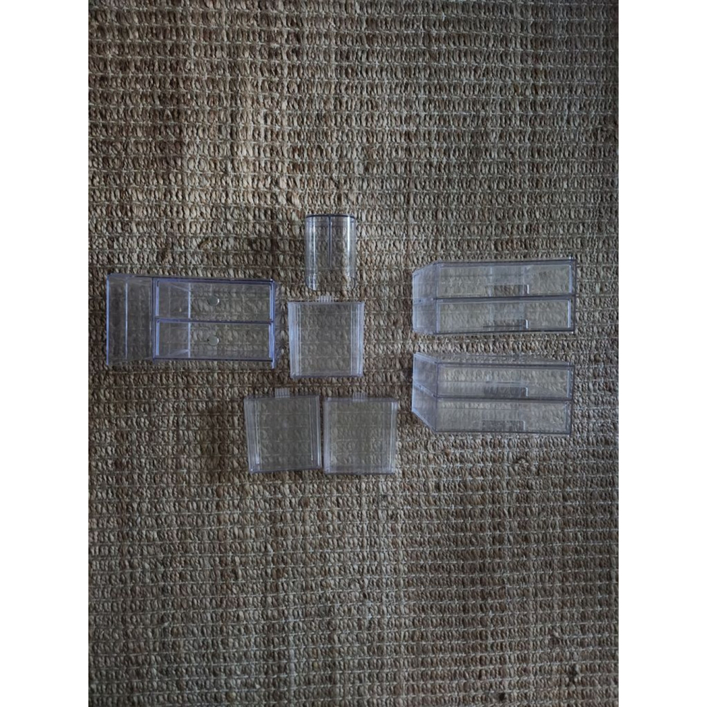 Seven Piece Unbranded Clear Acrylic Makeup Organizers/Storage One Size